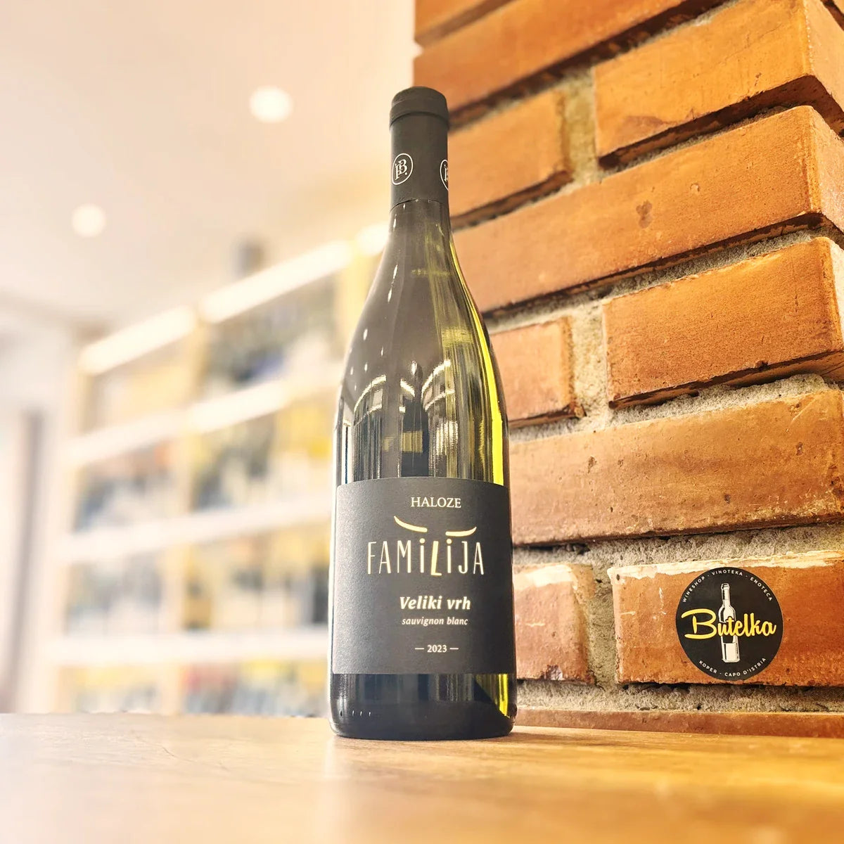 Familija, Sauvignon Blanc, Veliki Vrh, 2023, 750ml